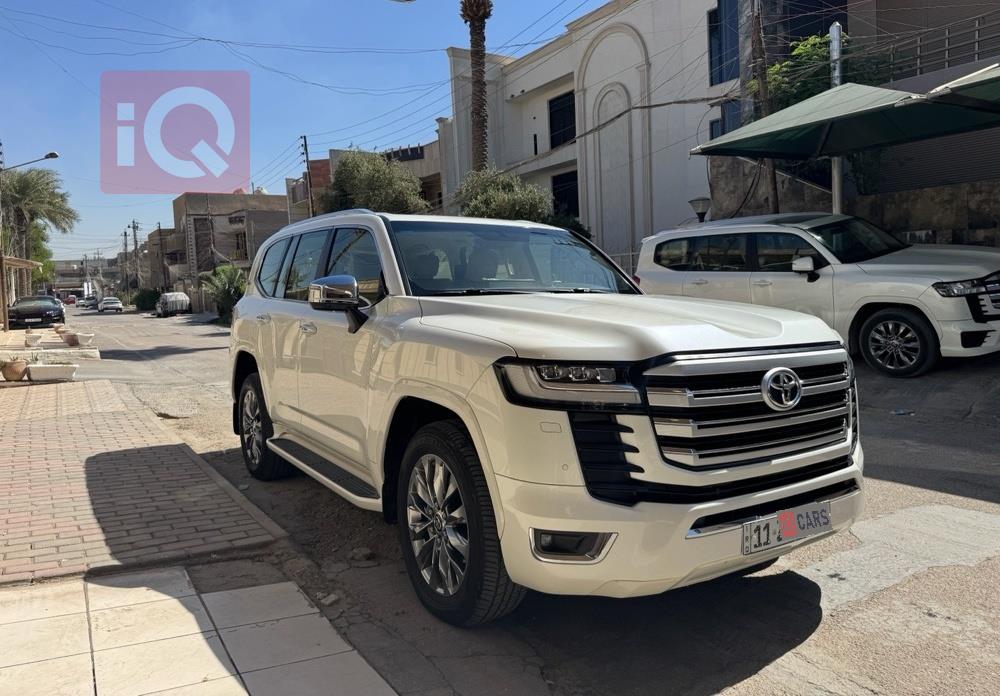 تويوتا لاندكروزر